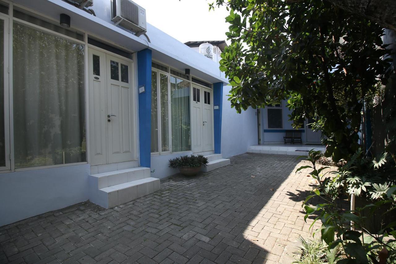 Reddoorz Near Stasiun Lawang Hotel Ngoại thất bức ảnh